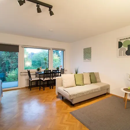 Appartement Livesto Easyroom1 - Cozy With Balcony, Kitchen, Wifi & Tv *