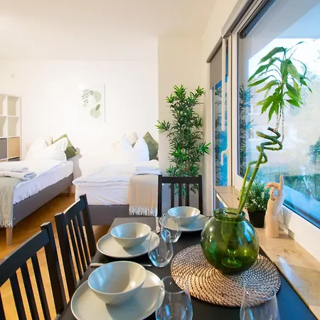 Διαμέρισμα Cozy With Kitchen + Balcony New! Έσσεν