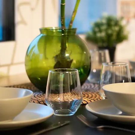 Cozy With Kitchen + Balcony New! Διαμέρισμα *