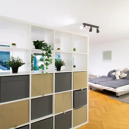 Livesto Easyroom1 - Cozy With Balcony, Kitchen, Wifi & Tv Appartement *