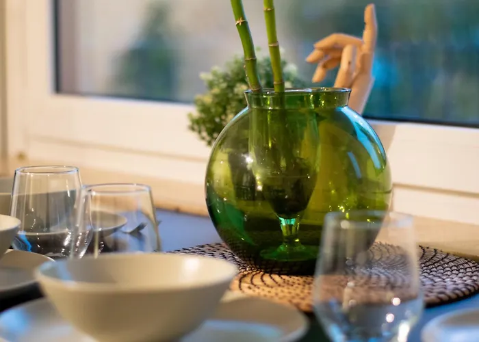 Cozy With Kitchen + Balcony New! * 에센